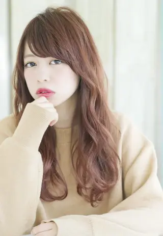 ロング レイヤーカット /透明感カラー西田のヘアスタイル