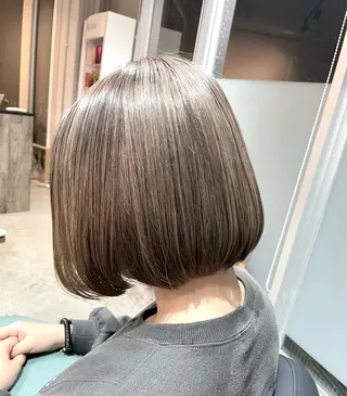 ショート カラー ✨髪質改善/ハイトー ン/艶髪高山のヘアスタイル