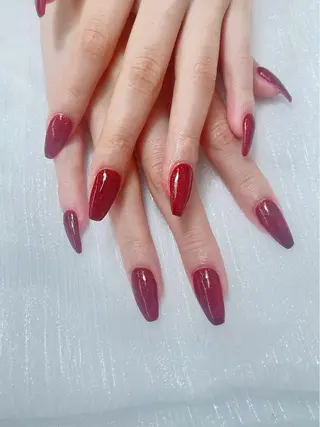 ネイル y‘s SALON所属・ト トのネイルデザイン