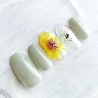 ネイル 宮森 貴子のネイルデザイン