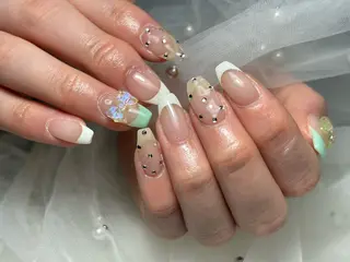 ネイル ✴︎ Delightのネイルデザイン