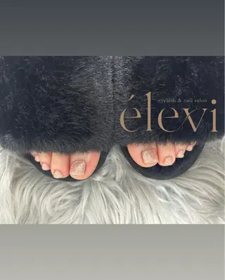 ネイル élevi sakuraのネイルデザイン