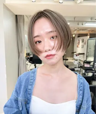 ショート カラー 顔まわり/ボブウルフ 🤍愛唯(めい)のヘアスタイル