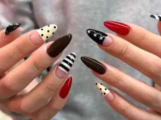 ネイル 🍒 akariのネイルデザイン