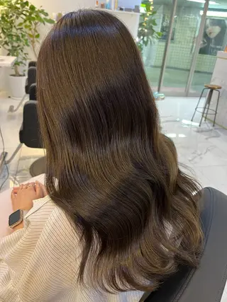 セミロング Lee四ツ橋 Sakuraのヘアスタイル