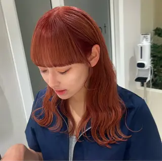 ミディアム カラー 浜野 真貴のヘアスタイル