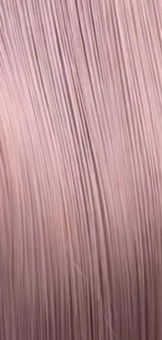 ショート 友田 千栄のヘアスタイル