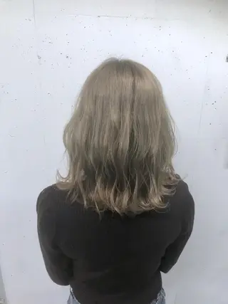 ミディアム lok[ロク] 高田馬場のヘアスタイル