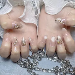 ネイル RAFFINE 月🦋🩵のネイルデザイン