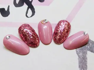 ネイル ティーエヌ 金山駅東口店のネイルデザイン