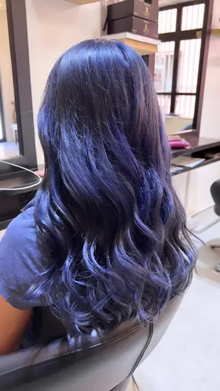 ロング カラー LOBY所属・LOBY トモヤのヘアスタイル