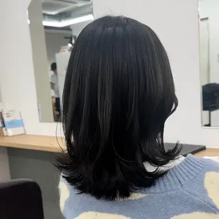 ミディアム カラー ブリーチなし/レイヤ ー特化🌈Tommyのヘアスタイル