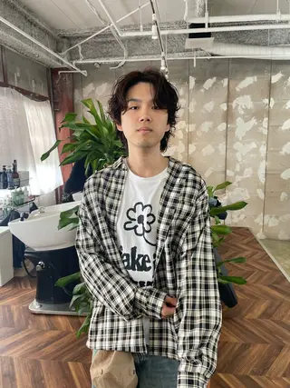 パーマ メンズ isi(イシ)所属・isi／門真／古川橋 EITOのヘアスタイル