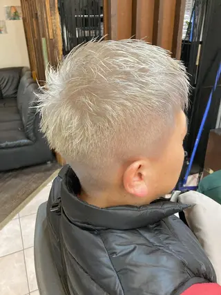 カラー メンズ SHAFT Ieiriのヘアスタイル