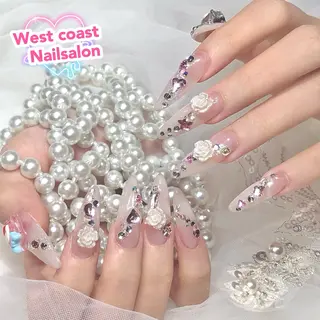 ネイル リボン、ガーリー パーツ放題専門店のネイルデザイン