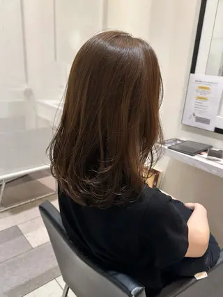 セミロング カラー 巻ける縮毛矯正/艶 カラーchika🩵のヘアスタイル