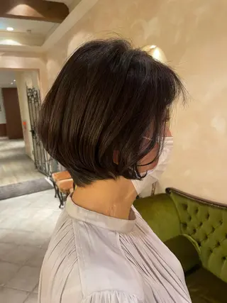 ショート ボブ ホノカのヘアスタイル