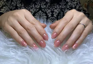 ネイル エリアネイルサロン所属・つ きのネイルデザイン