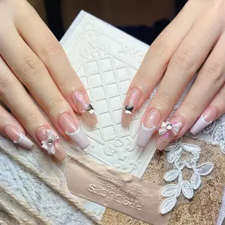 ネイル Rosella Nail Salonのネイルデザイン