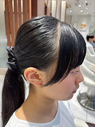 篠田 綾乃のヘアスタイル