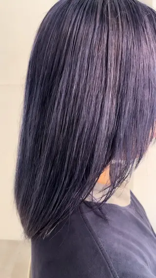 カラー CoCooN TAKUMAのヘアスタイル
