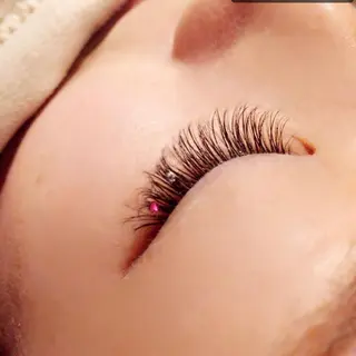 マツエク・マツパ nubes所属・🌟高田 聖菜🌟のヘアスタイル