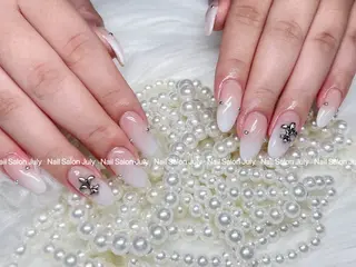 ネイル July モモのネイルデザイン