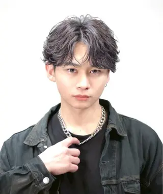 ヘアアレンジ メンズ フェザーオーダー Ｎｏ．1美容師のヘアスタイル