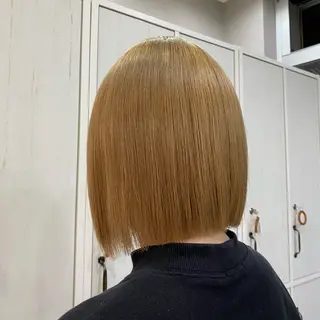 ミディアム カラー 水瀬 咲夏のヘアスタイル