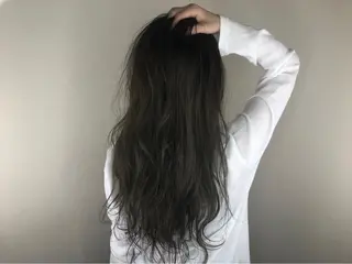 カラー Still所属・still .のヘアスタイル