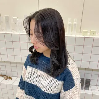 カラー 山下 悠月のヘアスタイル