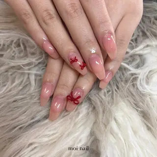 ネイル moi nail ˙⋆.˚のネイルデザイン