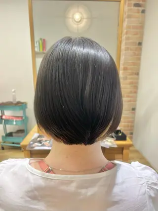 ショート カラー パーマ 古川 琴美のヘアスタイル