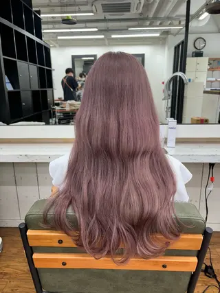 ロング カラー 香野 優子のヘアスタイル