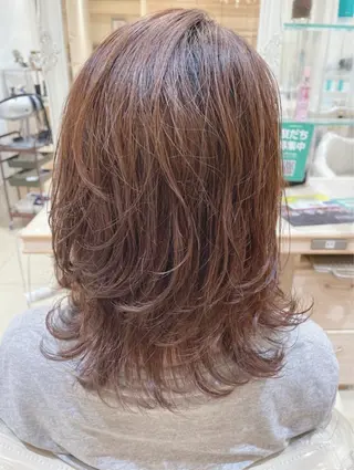 ミディアム パーマ ハイトーン🌈✨️ 吉村美沙季のヘアスタイル