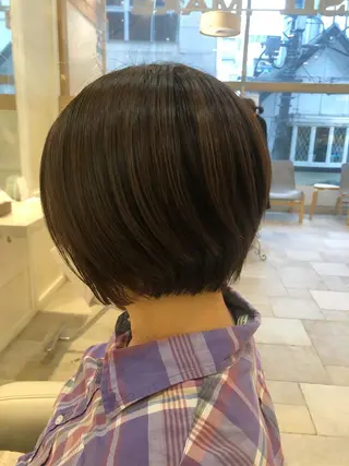 ショート カラー 須賀 一美のヘアスタイル