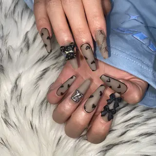 ネイル la vie  Luire所属・la vie Luire ｱｽｶのネイルデザイン