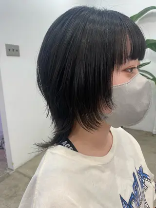 ミディアム Plaatje(プラーチェ)古淵店所属・【ウルフ/レイヤー/ 白髪ぼかし】タツヤのヘアスタイル