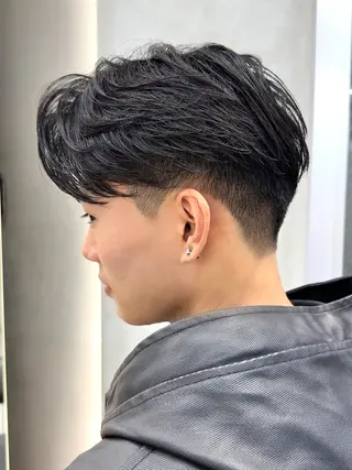 ショート パーマ メンズ nico TOKYO所属・ニュアンス/ センターパート/イノのヘアスタイル