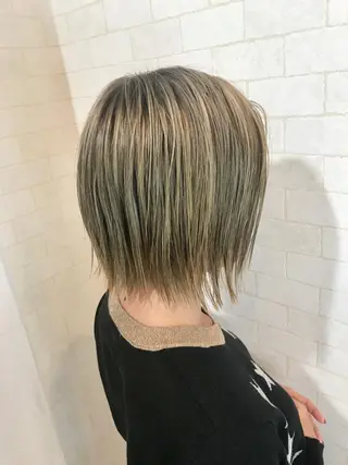 ショート カラー 神野 雅樹のヘアスタイル