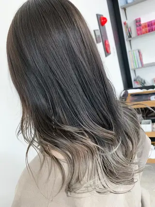 ロング 🥇近藤 恭輔🥇 Recharme新保のヘアスタイル