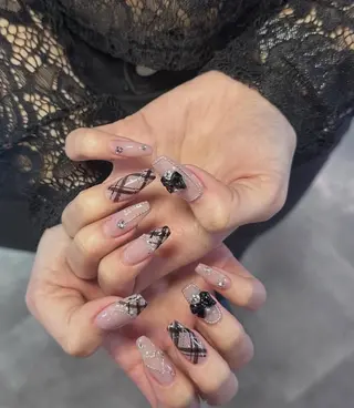 ネイル Ryu Nail Studio所属・Ryu Nail 新大久保のネイルデザイン