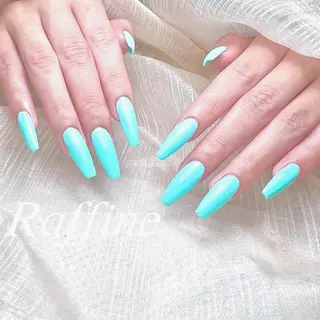 ネイル RAFFINE 月🦋🩵のネイルデザイン
