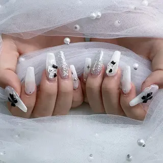 ネイル パーツ全部¥110 サロンミミのネイルデザイン