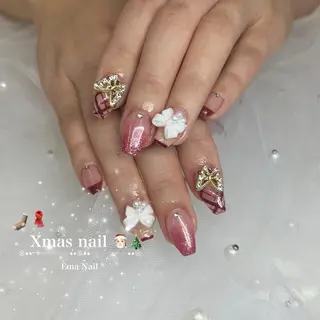ネイル Ema nail 枚方店所属・EmaNail枚方店 AYANO🎀💞のネイルデザイン