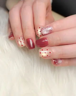 ネイル 黒瀬 奈津季のネイルデザイン