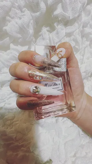ネイル Aisol nail salonのネイルデザイン