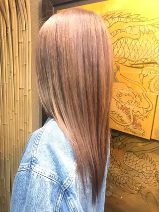 ロング カラー fuwat所属・秋葉原でカラーする なら🐉ちぇーたんのヘアスタイル