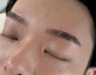 アイブロウ eyebrowsalon Una所属・yurika. 🤎の眉毛・アイブロウイメージ