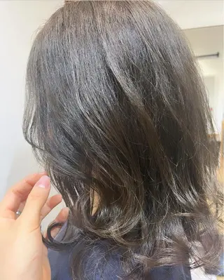 ミディアム 和田 琉々香のヘアスタイル